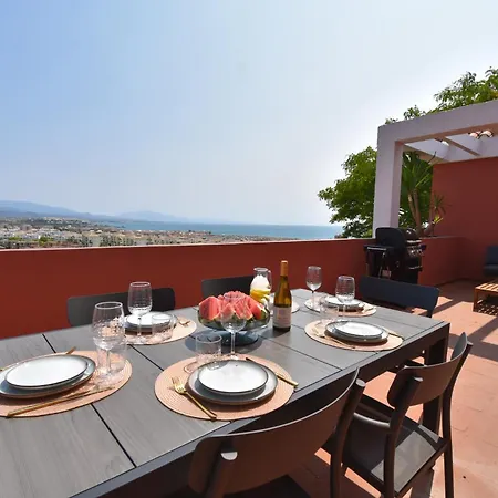 Apartment The Coral Breeze - Floor With Spectacular Views *