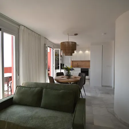 The Coral Breeze - Floor With Spectacular Views